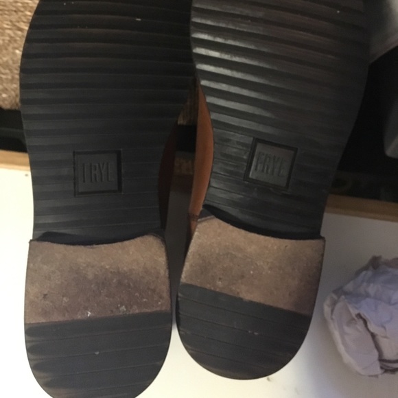 ❌SOLD❌Frye Chelsea Boots- Mens 9.5 - Picture 5 of 7